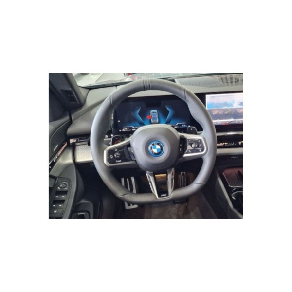 BMW 530e | Luxury Plug-In Hybrid Sedan