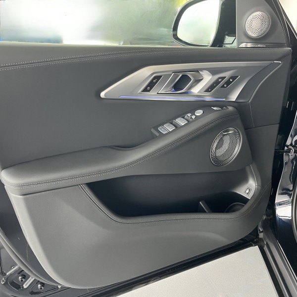 BMW XM | Save 14% | Ultimate Driving Machine