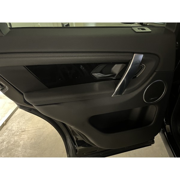 Land Rover Discovery Sport | Adventure and Style