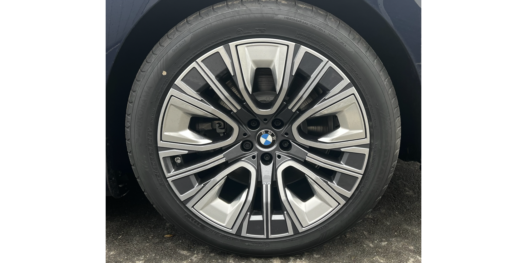 BMW Serie 7 | Luxury Redefined with 12% Off