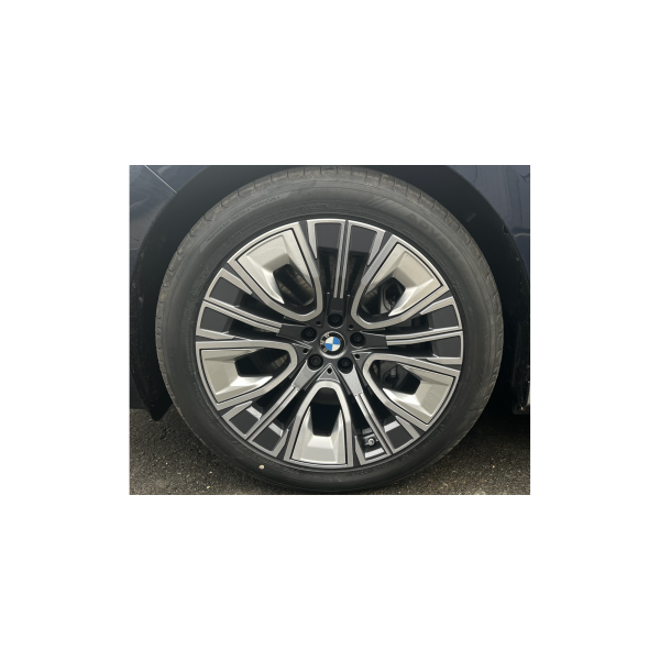 BMW Serie 7 | Luxury Redefined with 12% Off