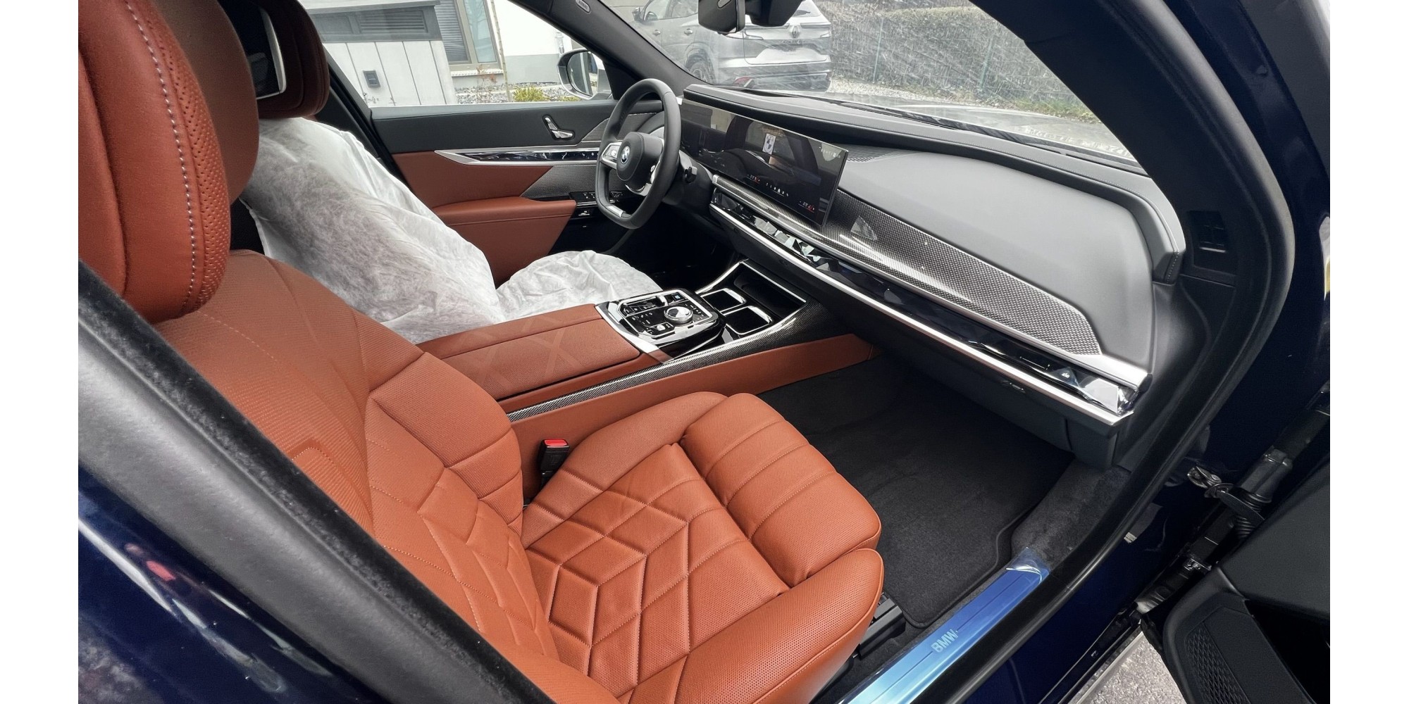 BMW Serie 7 | Luxury Redefined with 12% Off