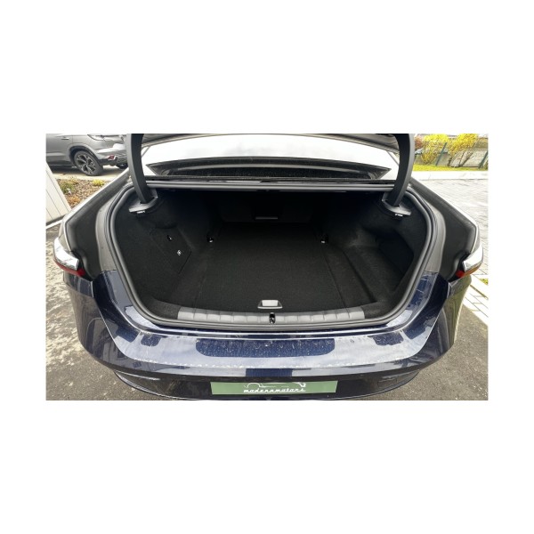 BMW Serie 7 | Luxury Redefined with 12% Off