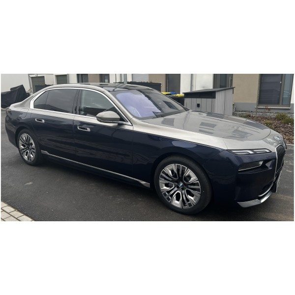 BMW Serie 7 | Luxury Redefined with 12% Off