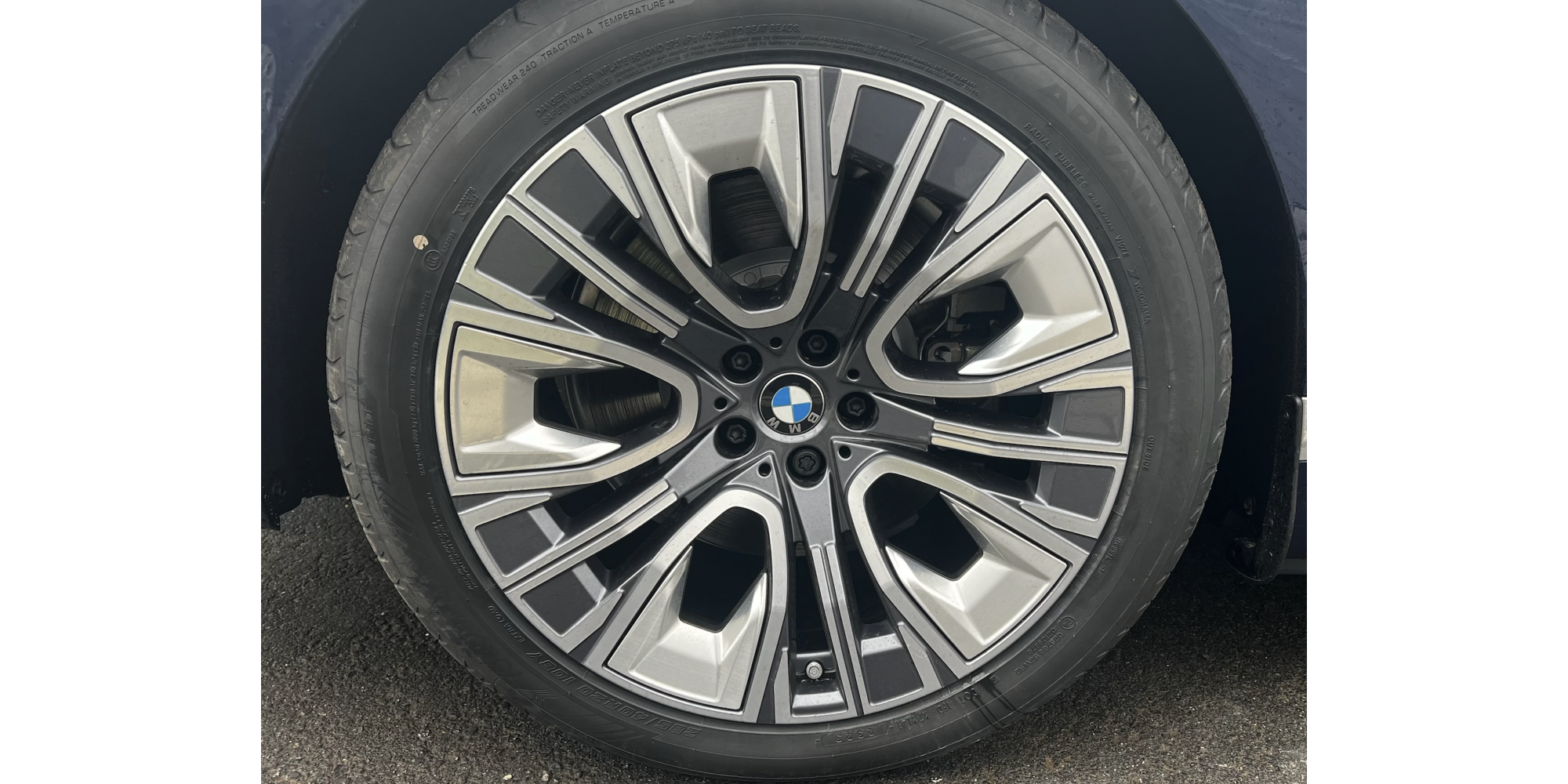 BMW Serie 7 | Luxury Redefined with 12% Off