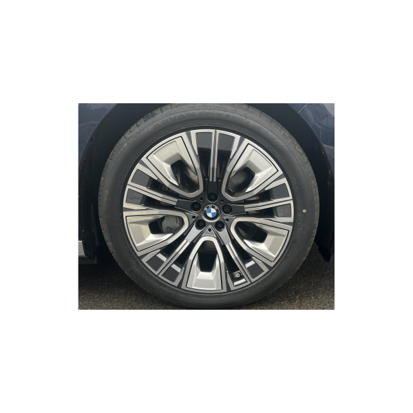 BMW Serie 7 | Luxury Redefined with 12% Off