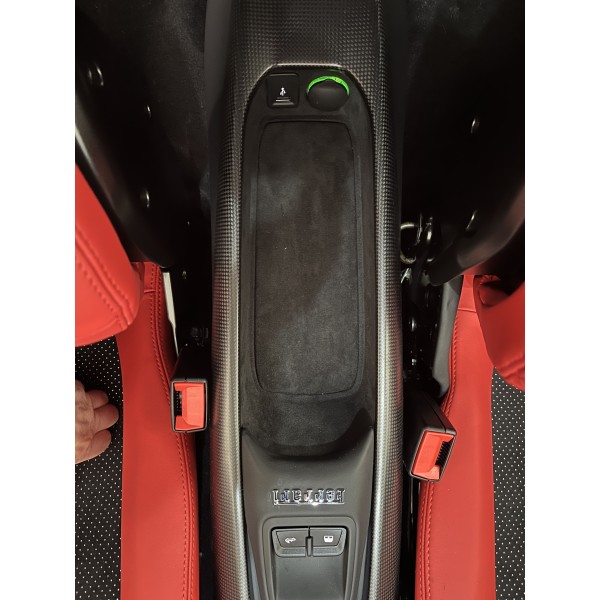 Ferrari F8 Spider | Open-Top Performance Icon