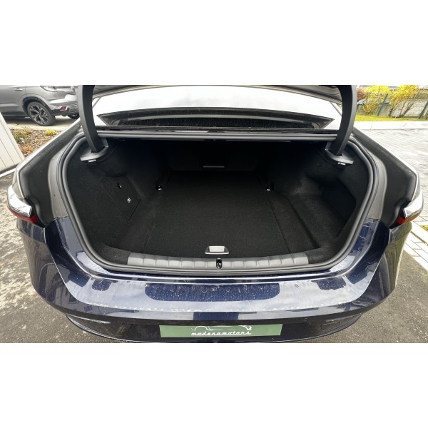 BMW Serie 7 | Luxury Redefined with 12% Off