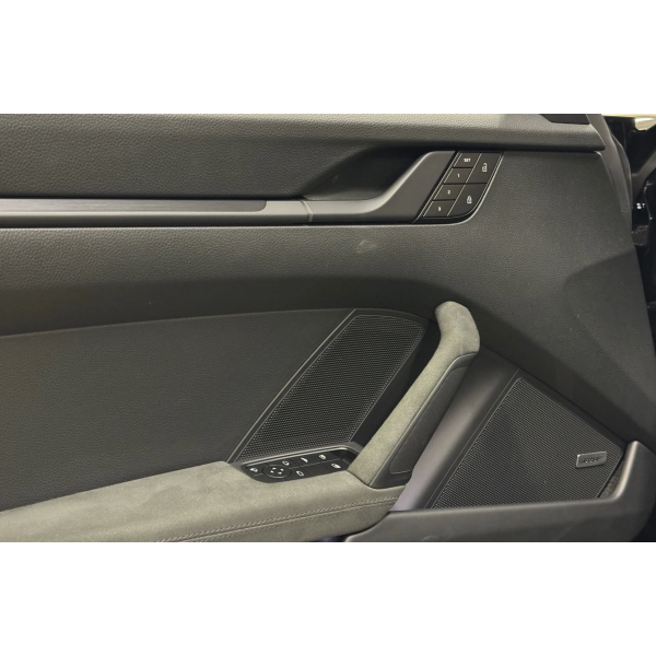 Porsche 911 992 4 GTS Cabrio | Open-Air Thrills