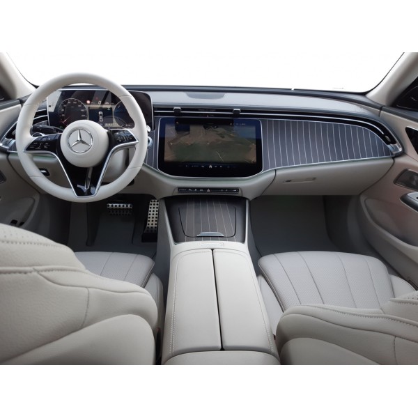 Mercedes-Benz E 300e 4MATIC | Advanced Hybrid Sedan