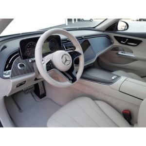 Mercedes-Benz E 300e 4MATIC | Advanced Hybrid Sedan