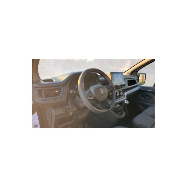 Renault Trafic 2.0 DCI - Versatile Van with Efficiency