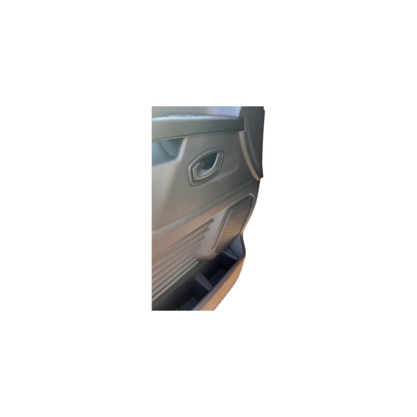 Renault Trafic 2.0 DCI - Versatile Van with Efficiency