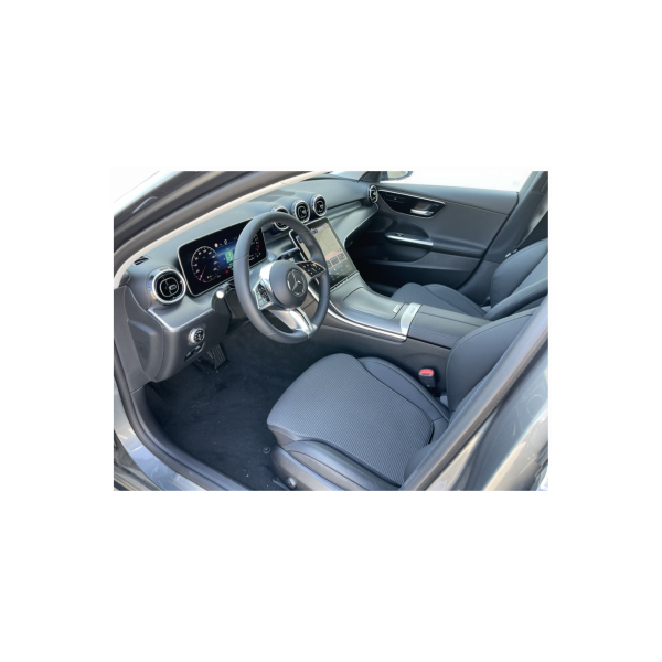 Mercedes-Benz C 300e Plug-In Hybrid – Efficiency Meets Style!