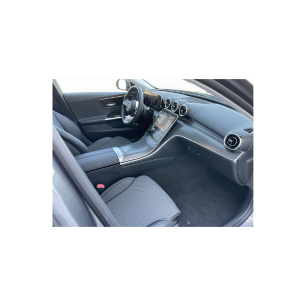 Mercedes-Benz C 300e Plug-In Hybrid – Efficiency Meets Style!