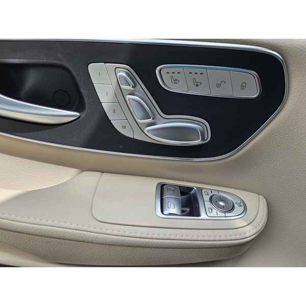 Mercedes-Benz EQV 300e | Spacious Electric Van