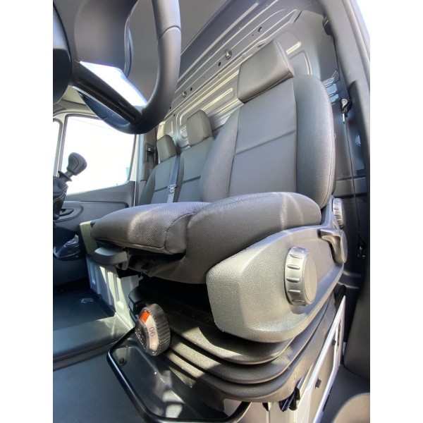 Mercedes-Benz Sprinter | Reliable Cargo Van