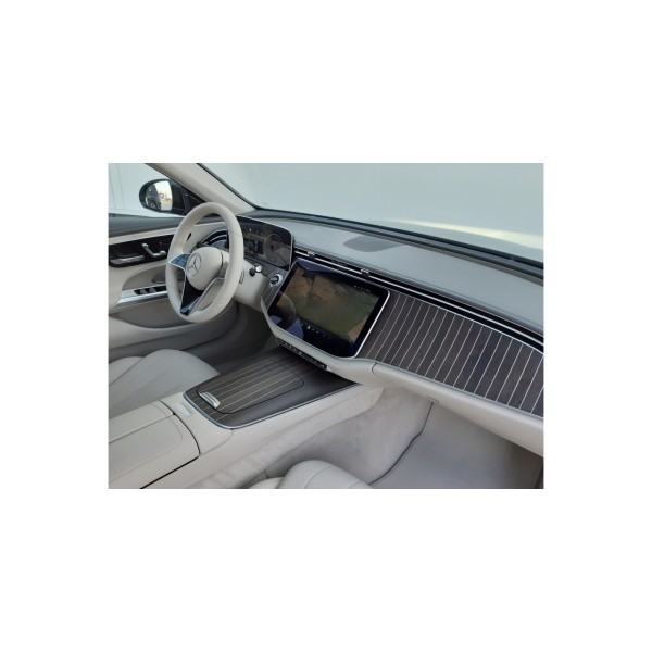 Mercedes-Benz E 300e 4MATIC | Advanced Hybrid Sedan
