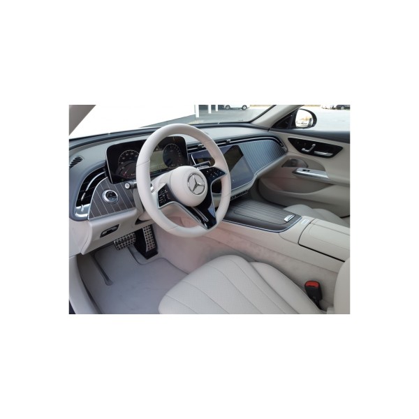 Mercedes-Benz E 300e 4MATIC | Advanced Hybrid Sedan