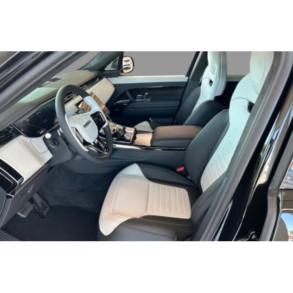 Range Rover Sport AWD | Power and Elegance