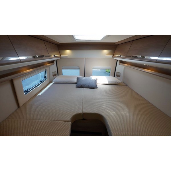 Carthago Van 640 LE | Compact Comfort Camper