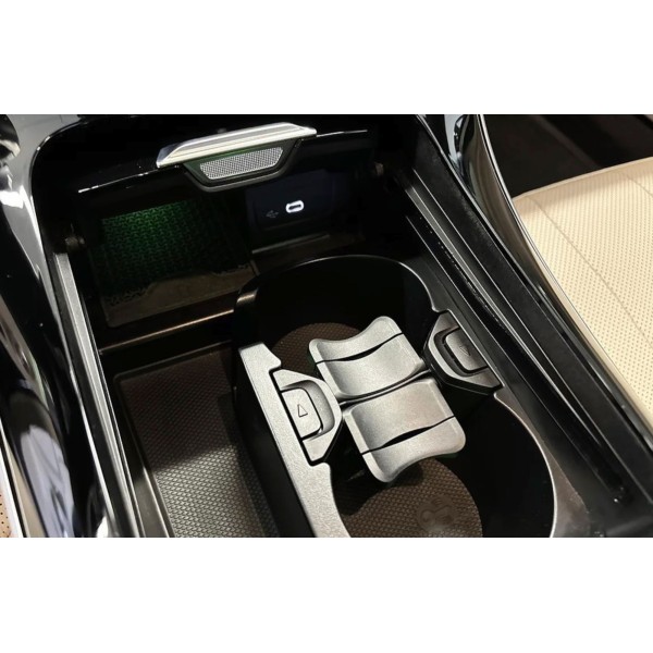 Mercedes-Benz CLE 300 | Sleek 4MATIC Coupe