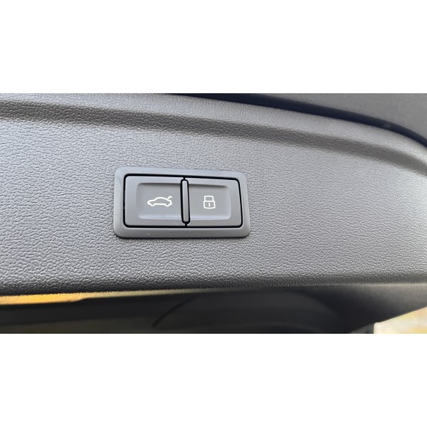 Audi RS 3 Sportback - Speed Meets Precision Engineering