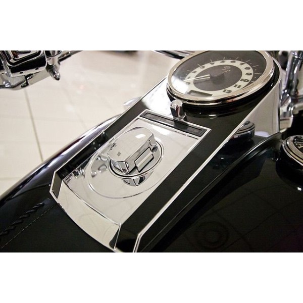 Harley-Davidson Softail | Deluxe Cruiser Motorcycle