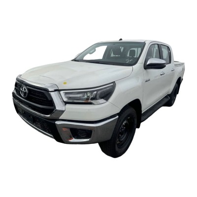 Toyota Hilux SR5 | Rugged and Reliable