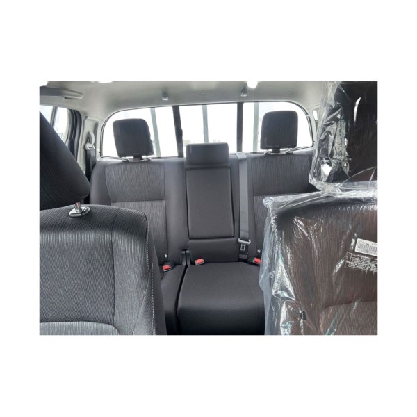 Toyota Hilux SR5 | Rugged and Reliable