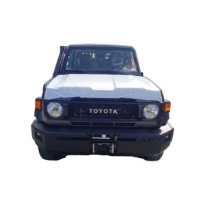 Toyota Land Cruiser 76 | Rugged and Powerful