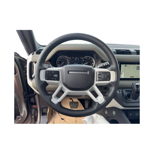 Land Rover Defender XS | Off-Road Icon