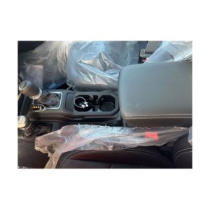 Jeep Gladiator Overland | Style and Strength