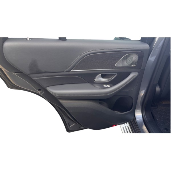 Mercedes-AMG GLE 53 | Sporty Luxury