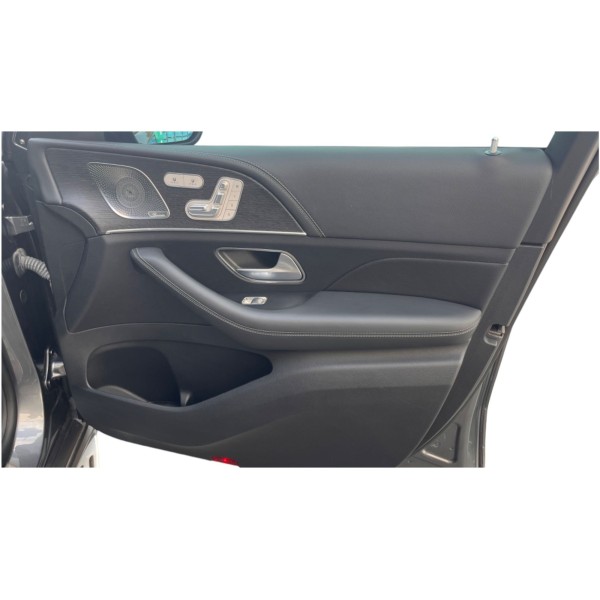 Mercedes-AMG GLE 53 | Sporty Luxury