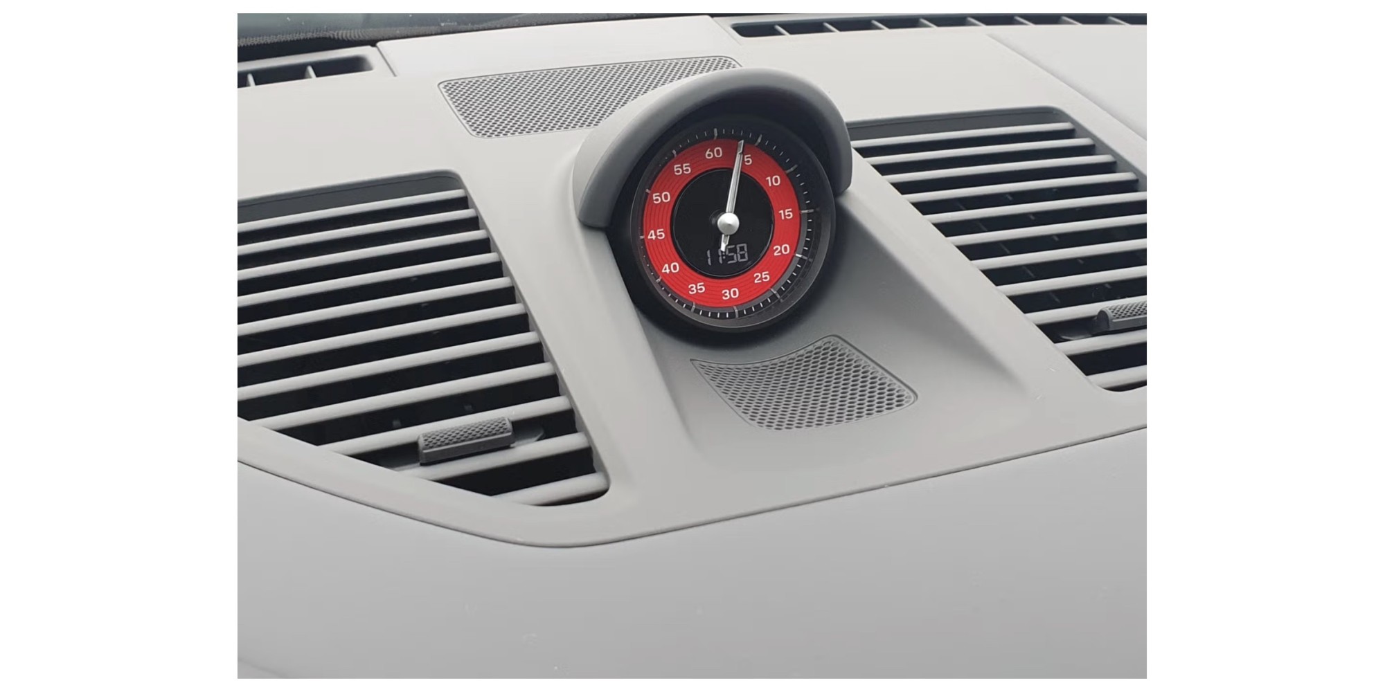 Porsche 911 992 4: Precision Meets Elegance