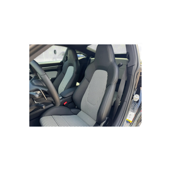 Porsche 911 992: Iconic Style and Performance