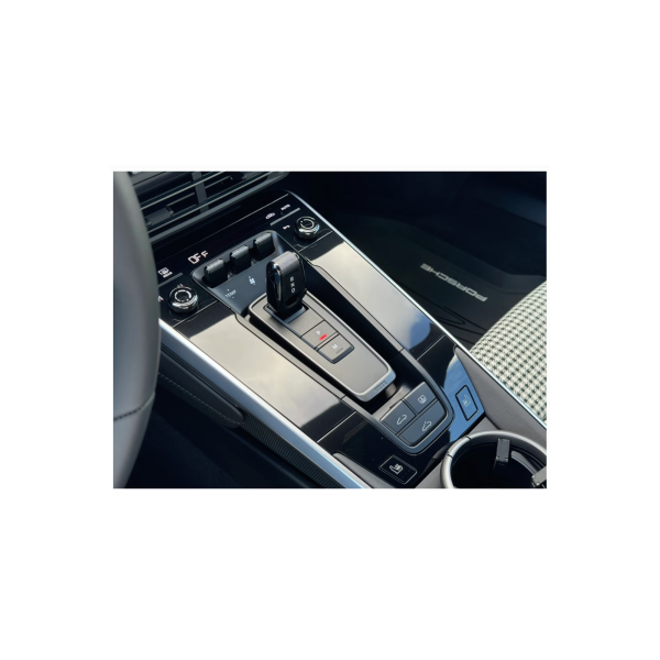 Porsche 911 992: Iconic Style and Performance