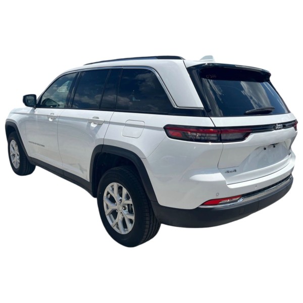 Jeep Grand Cherokee | Luxurious Off-Road SUV