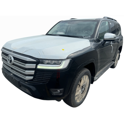 Toyota Land Cruiser VX | Power and Style