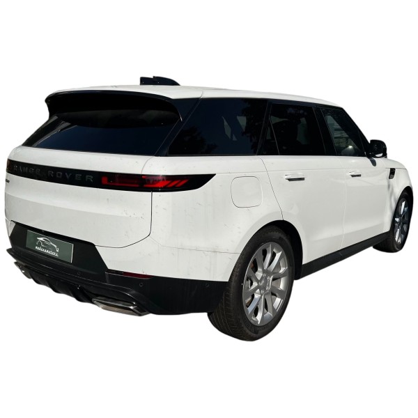 Range Rover Sport | Luxury SUV with Dynamic Drive