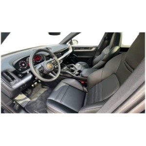 Porsche Cayenne | Luxury and Versatility in an SUV