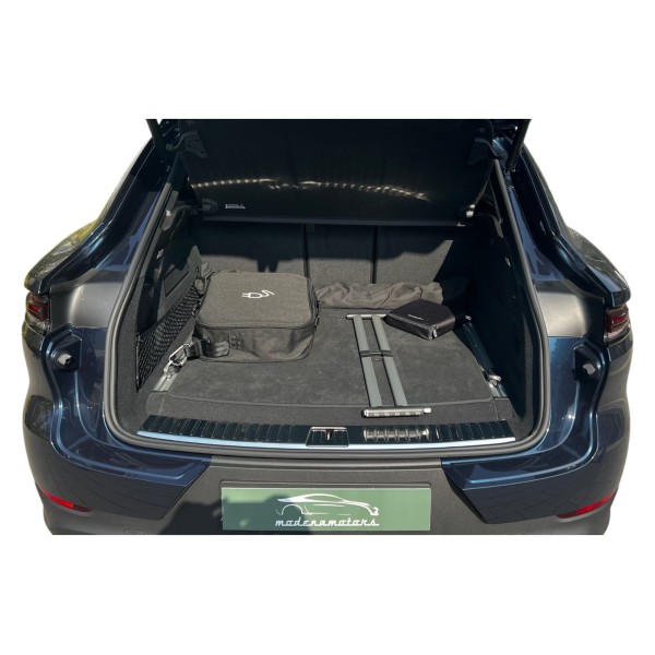 Porsche Cayenne | Luxury and Versatility in an SUV