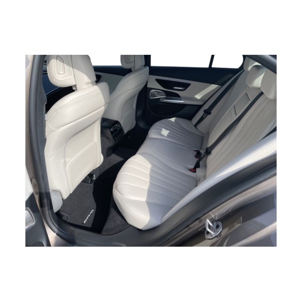 Mercedes-Benz E 220d | Stylish Diesel Sedan