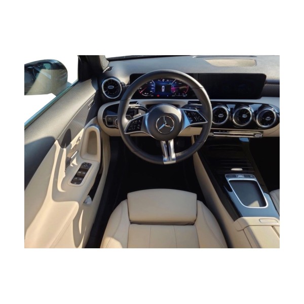 Mercedes-Benz A 180d | Compact Diesel Hatchback