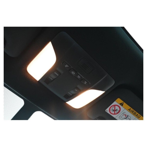 Toyota Corolla Cross Hybrid | Premium SUV