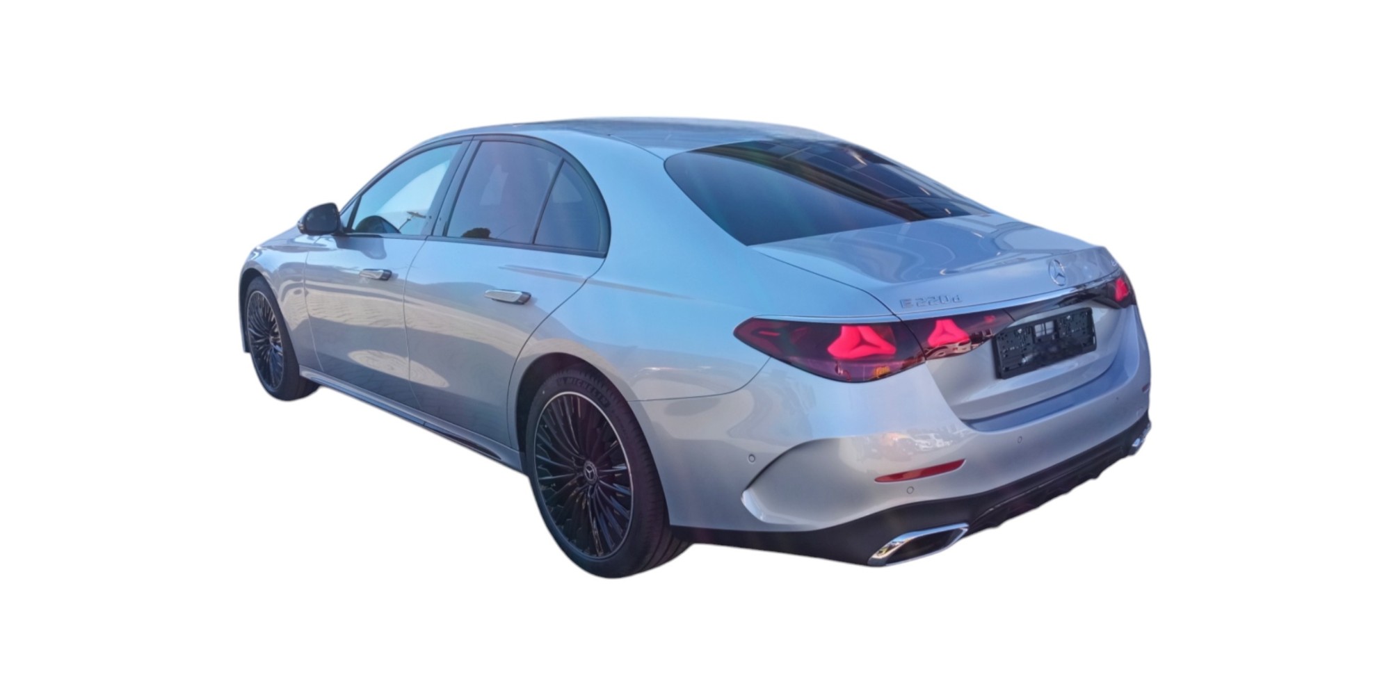 Mercedes-Benz E 220d 4MATIC - Luxurious All-Wheel Drive Sedan