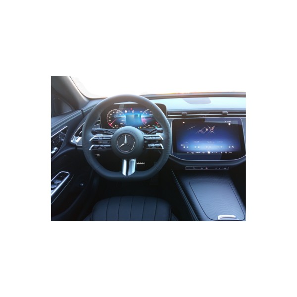 Mercedes-Benz E 220d 4MATIC - Luxurious All-Wheel Drive Sedan