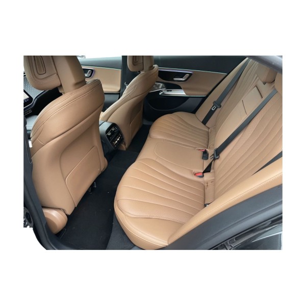 Mercedes-Benz E 220d | AWD Diesel Luxury Sedan