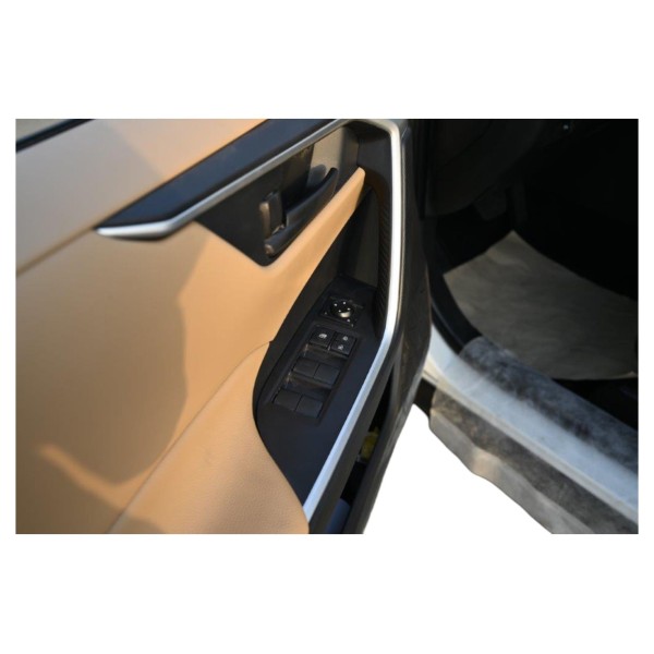 Toyota RAV4 LE Hybrid | Eco-Friendly AWD SUV